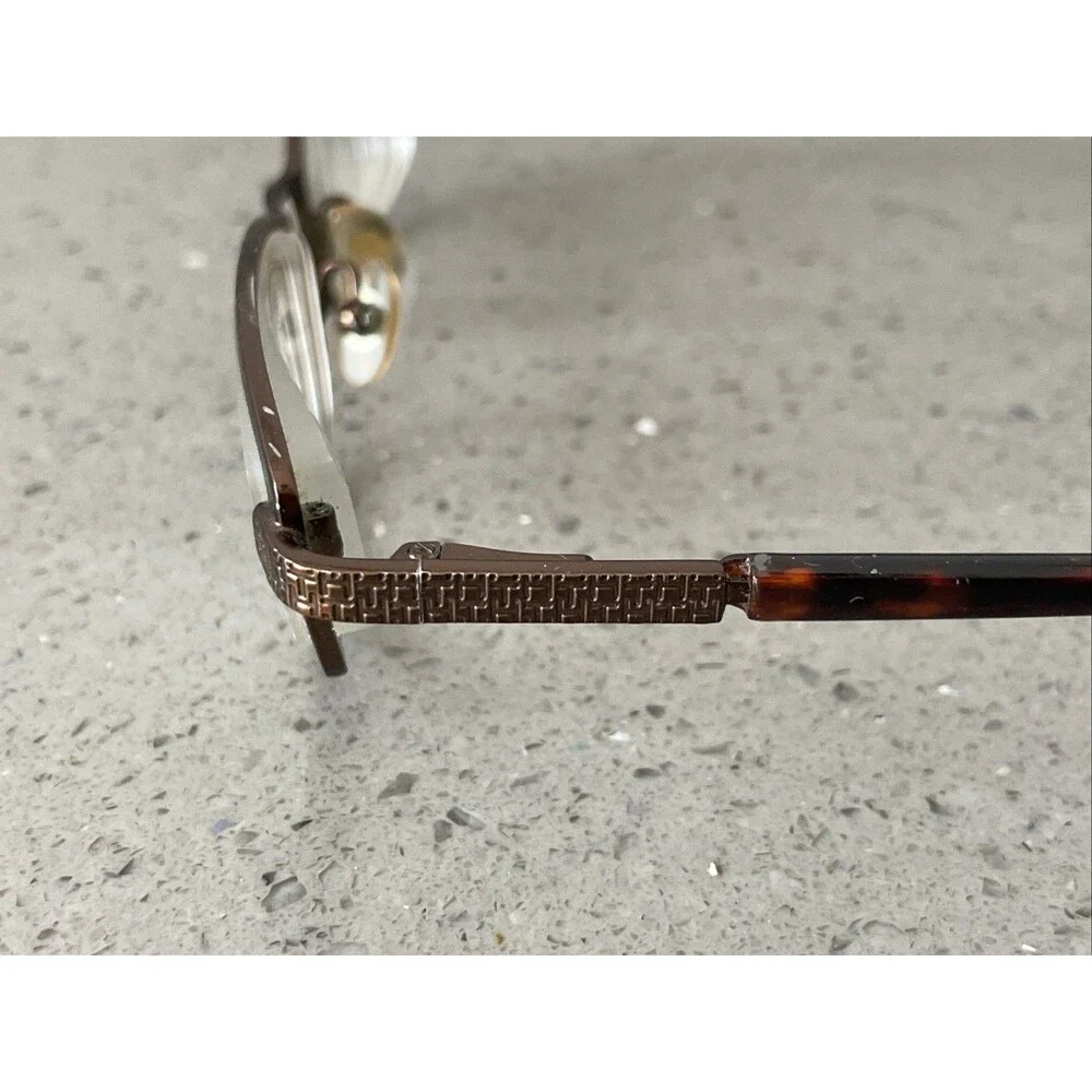 Tommy Hilfiger possible chipping